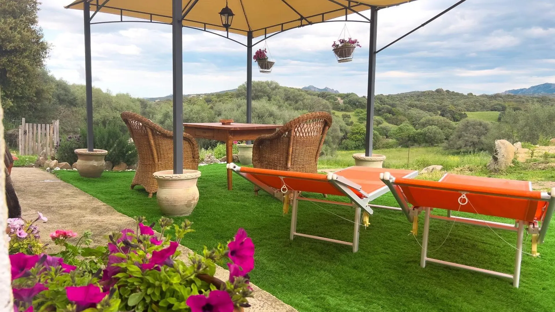 Apartman L'Olivastro Mini Country House Sant'Antonio di Gallura Olaszország